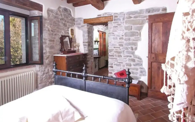 Nice Apartment in Apecchio With Shared Swimming Pool