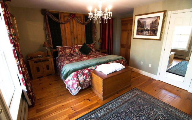 Shipwright Inn
