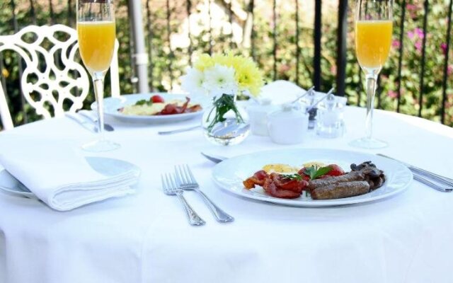 Sheppard Boutique Hotel