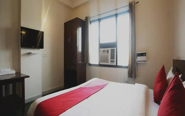Oyo Flagship 703127 Hotel Devi Palace