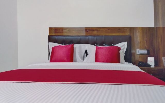 OYO 11099 Hotel J Bhadra's Grand