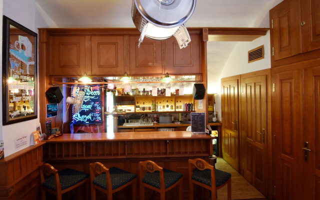 Hostel Little Quarter