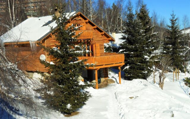 Chalet With 4 Bedrooms in Ax-les-thermes, With Wonderful Mountain View