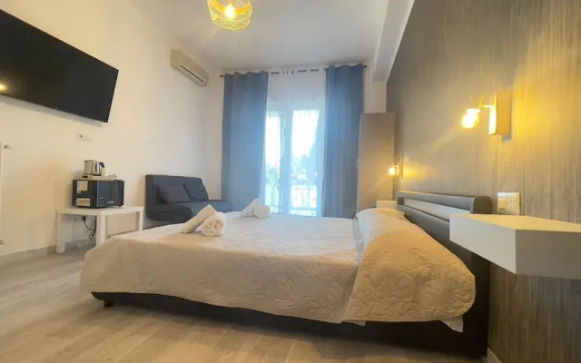 Cconforthotels R&B Gary House