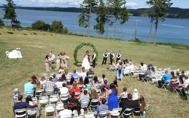 Two Eagles Lodge