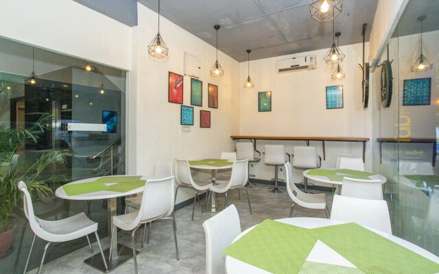OYO Flagship 14799 NR Residency