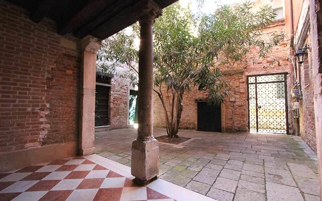 City Apartments - San Stae