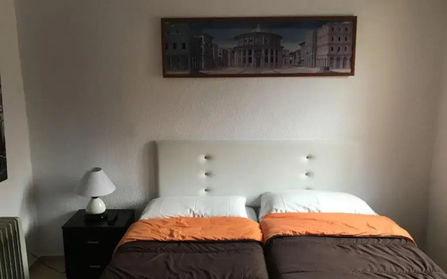 Reina Victoria Apartments & Suite