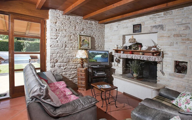 Istrian Villa Fendi Rebici