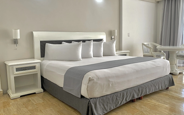 Golden Parnassus All Inclusive Resort & Spa - Adults Only