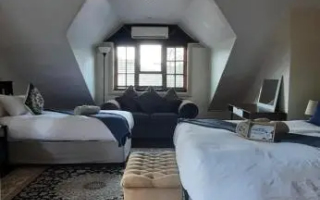 The Oak Potch Guesthouse