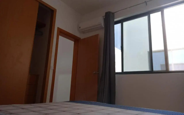 Modern Apartment with AC / Apartamento Moderno com AC