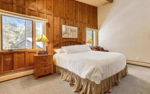 Red Feather 5 Bedroom Home by Redawning