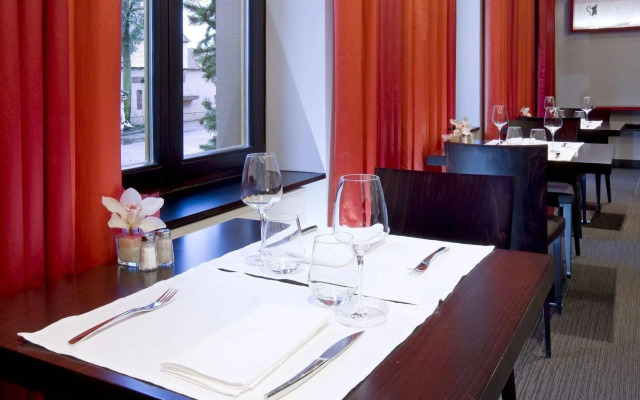 Hôtel Restaurant La Charrue