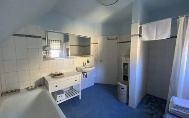 Pleasant Holiday Home Near Town Center