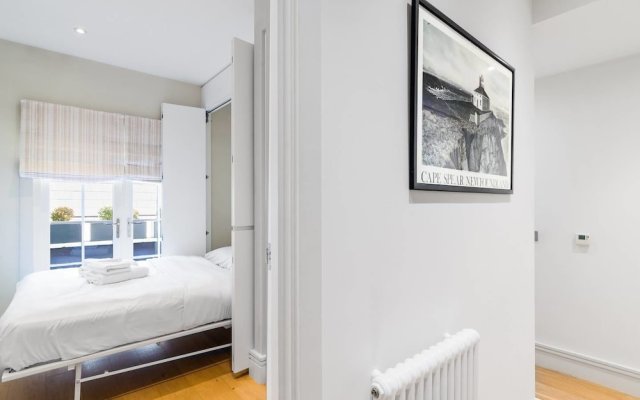 Luxury 3BR Home in Heart of Paddington, 6 Guests