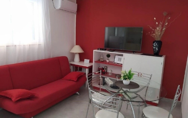 Vlasta - Near sea - H