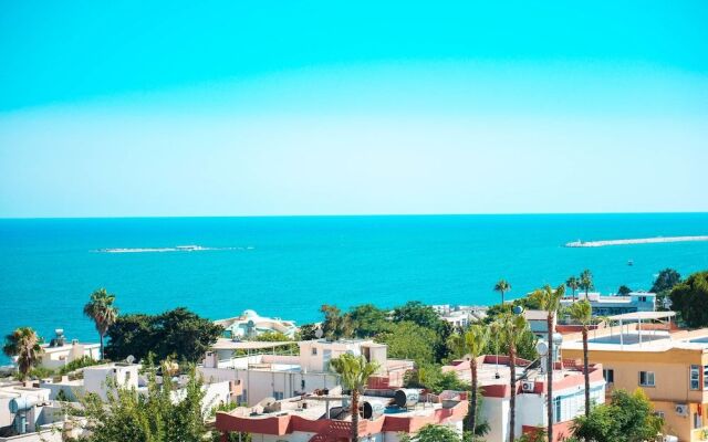 Port Marina Hotel