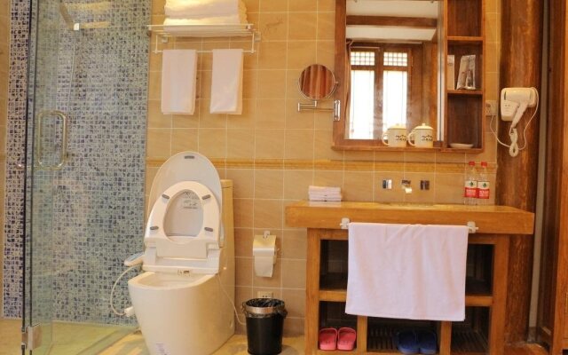 Lijiang Happyland Inn