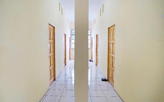 Oyo 91435 Berliany Home 2