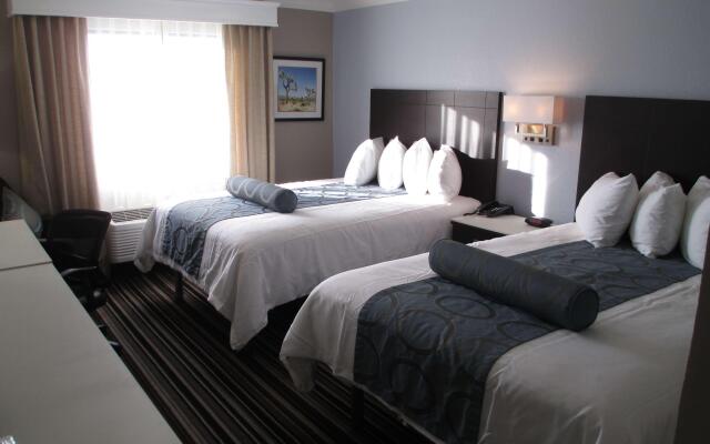 Best Western Plus Diamond Valley Inn