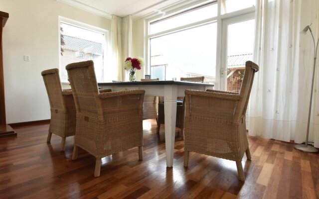 Attractive Holiday Home in Blokzijl Overijssel With Garden