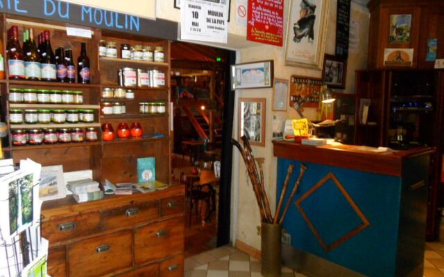 Le Moulin De La Pipe