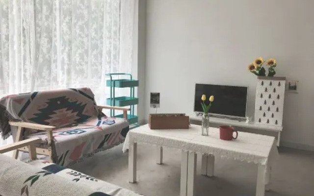 Chunmian Music Hostel