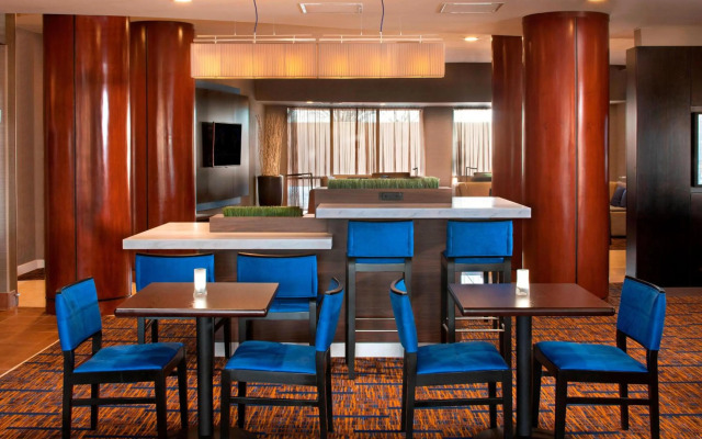 Courtyard By Marriott Farmington