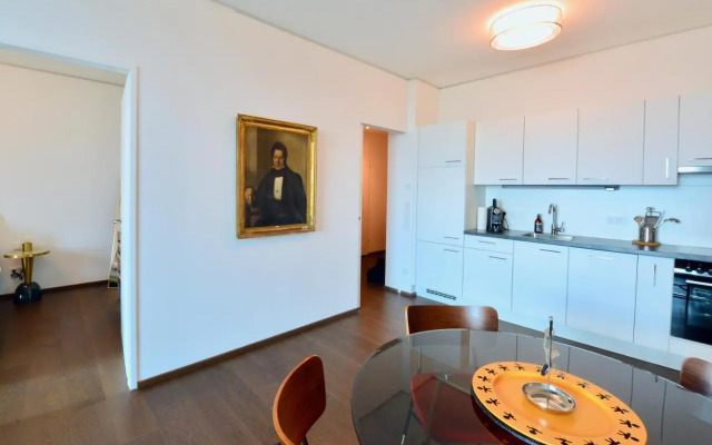 Brand-New, Close to Centre, Rooftop-Summer-Pool