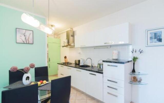 Apartment Eden