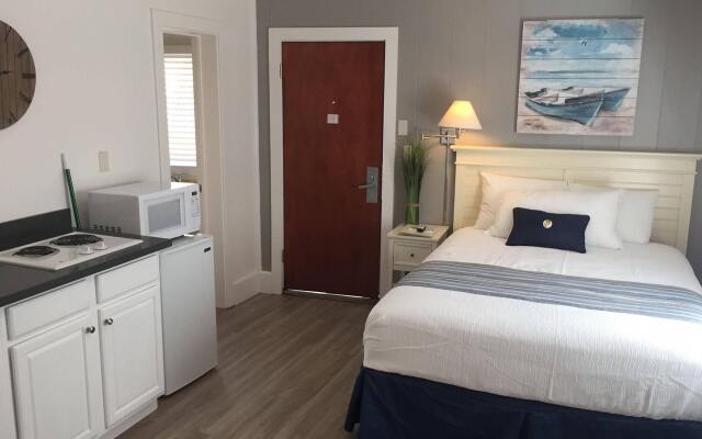 Capitola Venetian Hotel