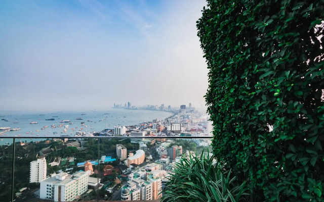 Unixx South Pattaya by GrandisVillas