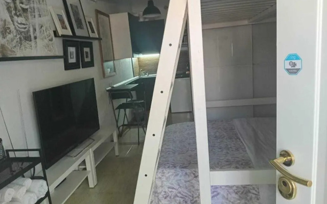 Mini house LOFT 25m2 in Barcelona