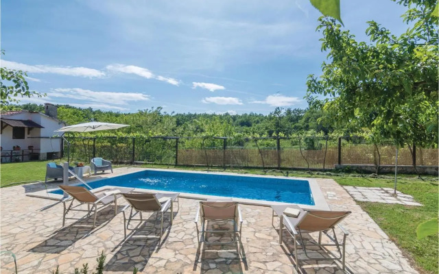 Holiday home Cere Cere II
