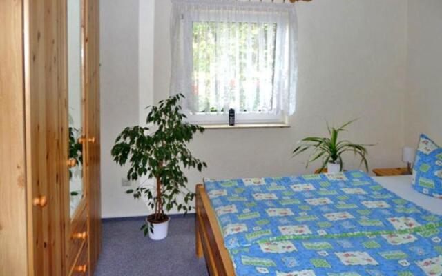 Bungalow im Garten