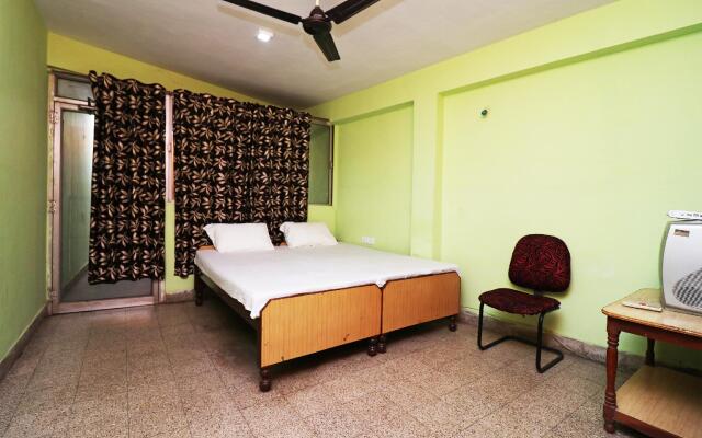 SPOT ON 37167 Hotel KGN