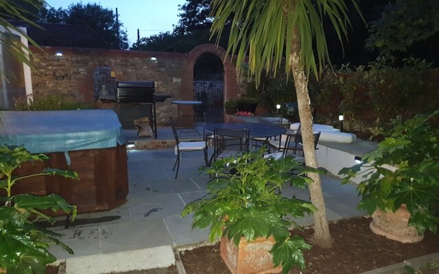 Marley House Bed & Breakfast