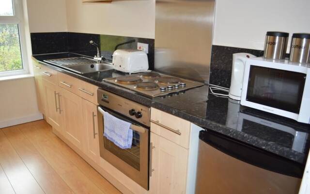 The Westlynne Hotel & Apartments