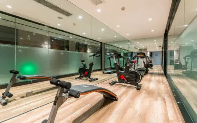 Home Inn Select Hotel (Gaoqiao South Metro Station, Gaoqiao Market, Changsha)