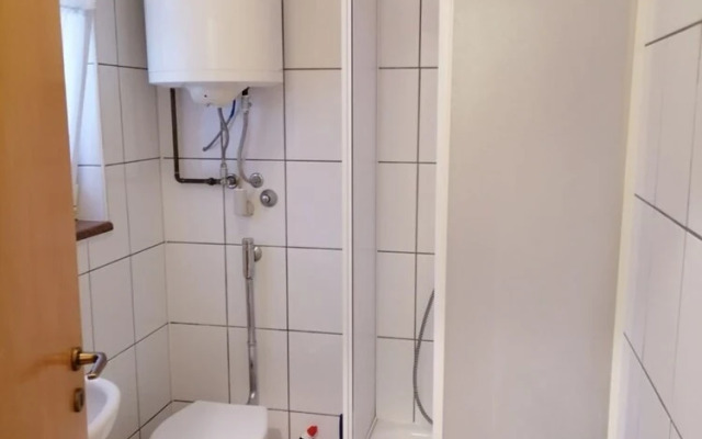 Joza - Afordable With Parking - A2