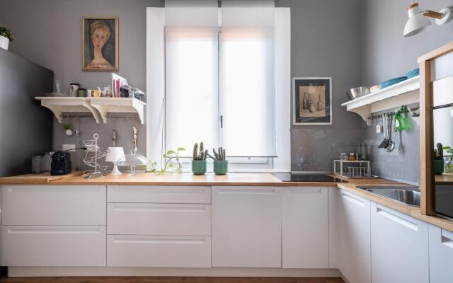 Massarenti 406 Elegant Apartment by Wonderful Italy