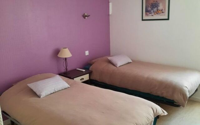 le relais de sully