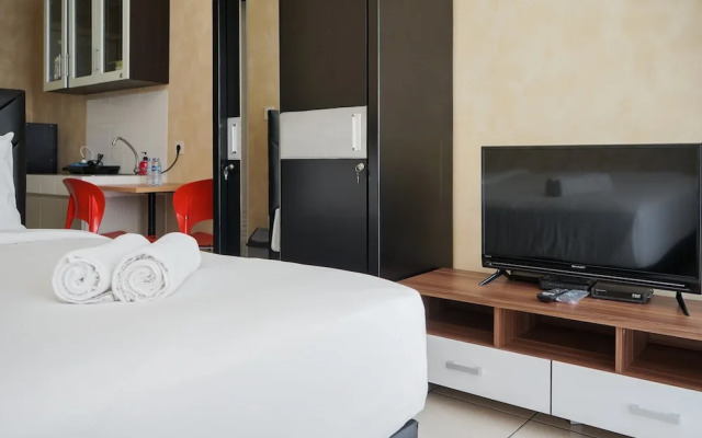Fancy And Comfy Studio Apartment At M-Town Residence