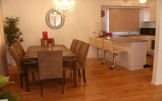 Cowes Holiday Haven - Property NO.1