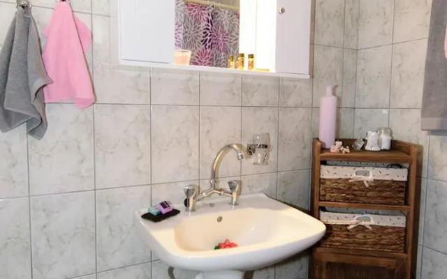 Aoria Traditional House With Stuning Mountain View