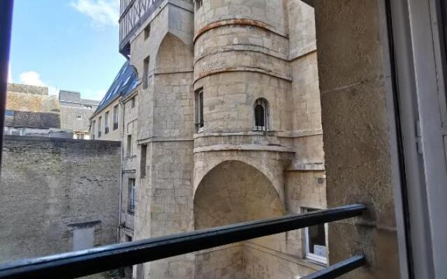 Studio en duplex dans un hôtel particulier