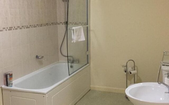 Montrose Guest House
