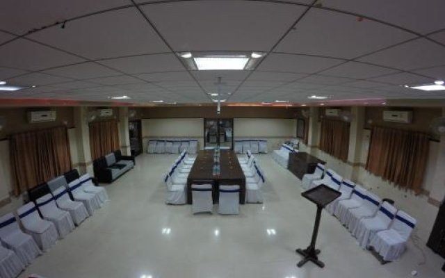 Hotel Bhagyoday Palace