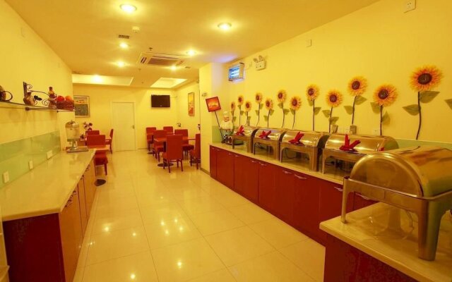 Hanting Express Shenyang North 2nd East Road